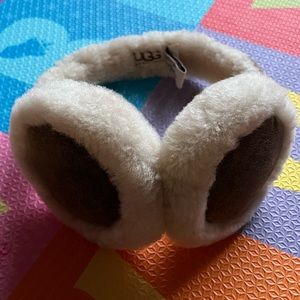 ⬇️ PRICE DROP! UGG Earmuffs